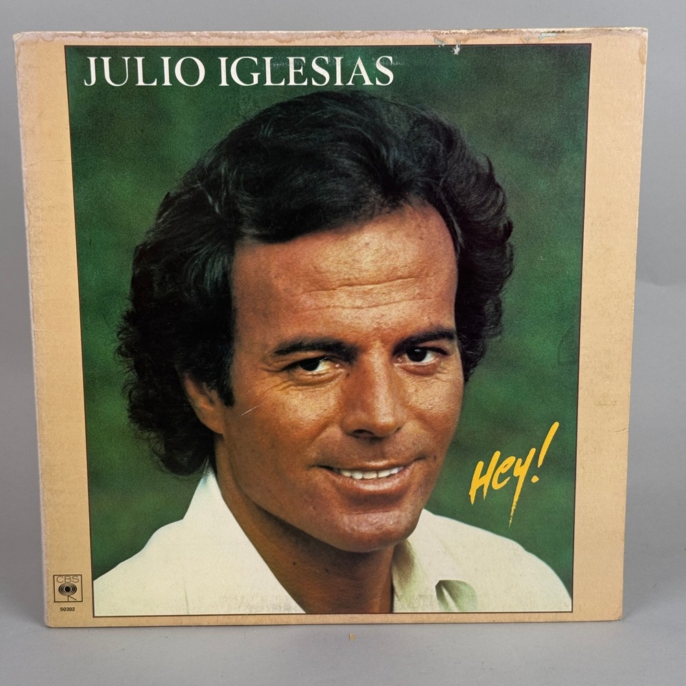 Julio Iglesias Hey! Vinyl Record LP 1981 CBS International DIL-50302 -NEAR MINT